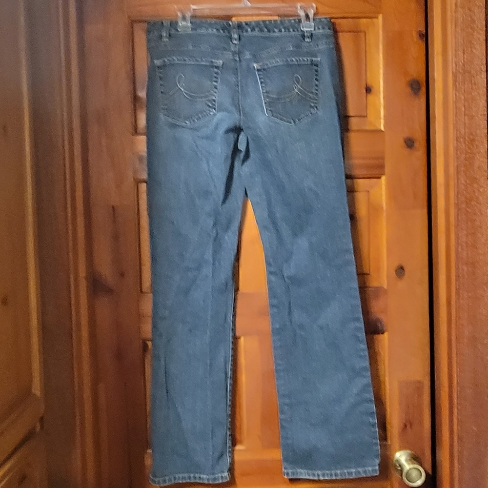 Loft Sz10 boot cut blue jeans.